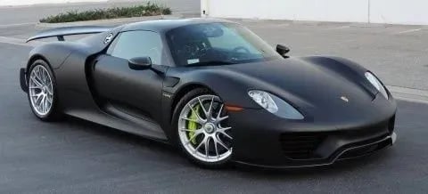 Black Porsche 918 Spyder