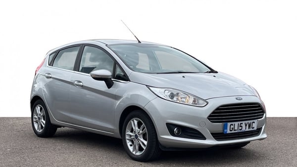 Silver grey ford fiesta