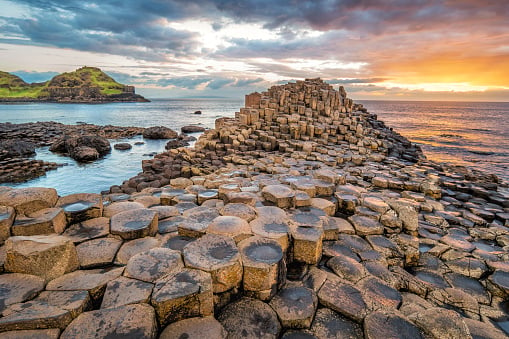 Giants Causeway