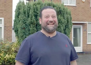 Lee carmoola customer in Nottingham