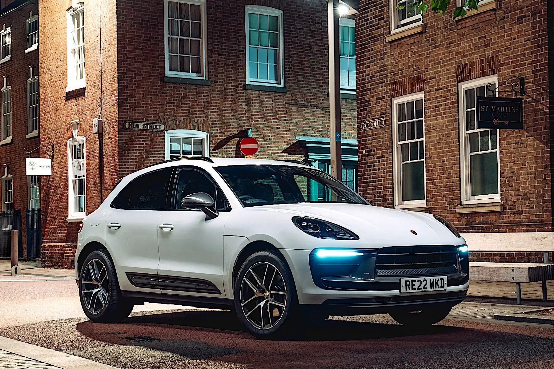 Porsche-Macan