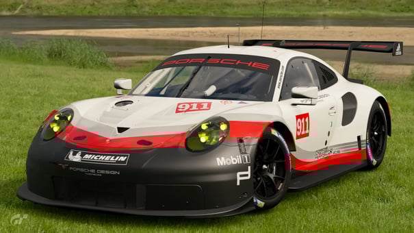 Porsche_911_RSR_(991)_17 (1)
