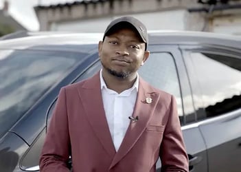 ruben carmoola customer in bristol car finance