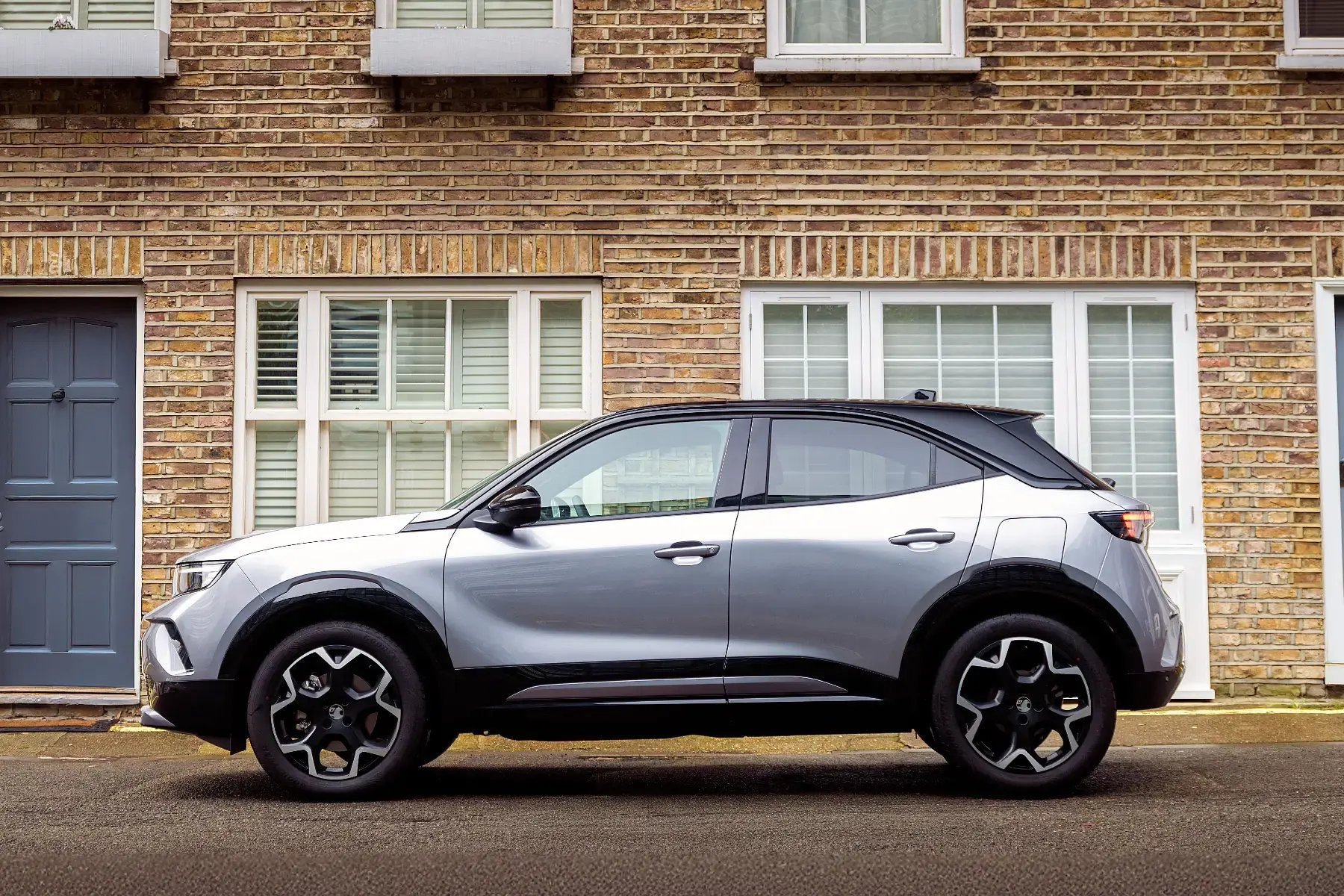 Silver-Vauxhall-Mokka