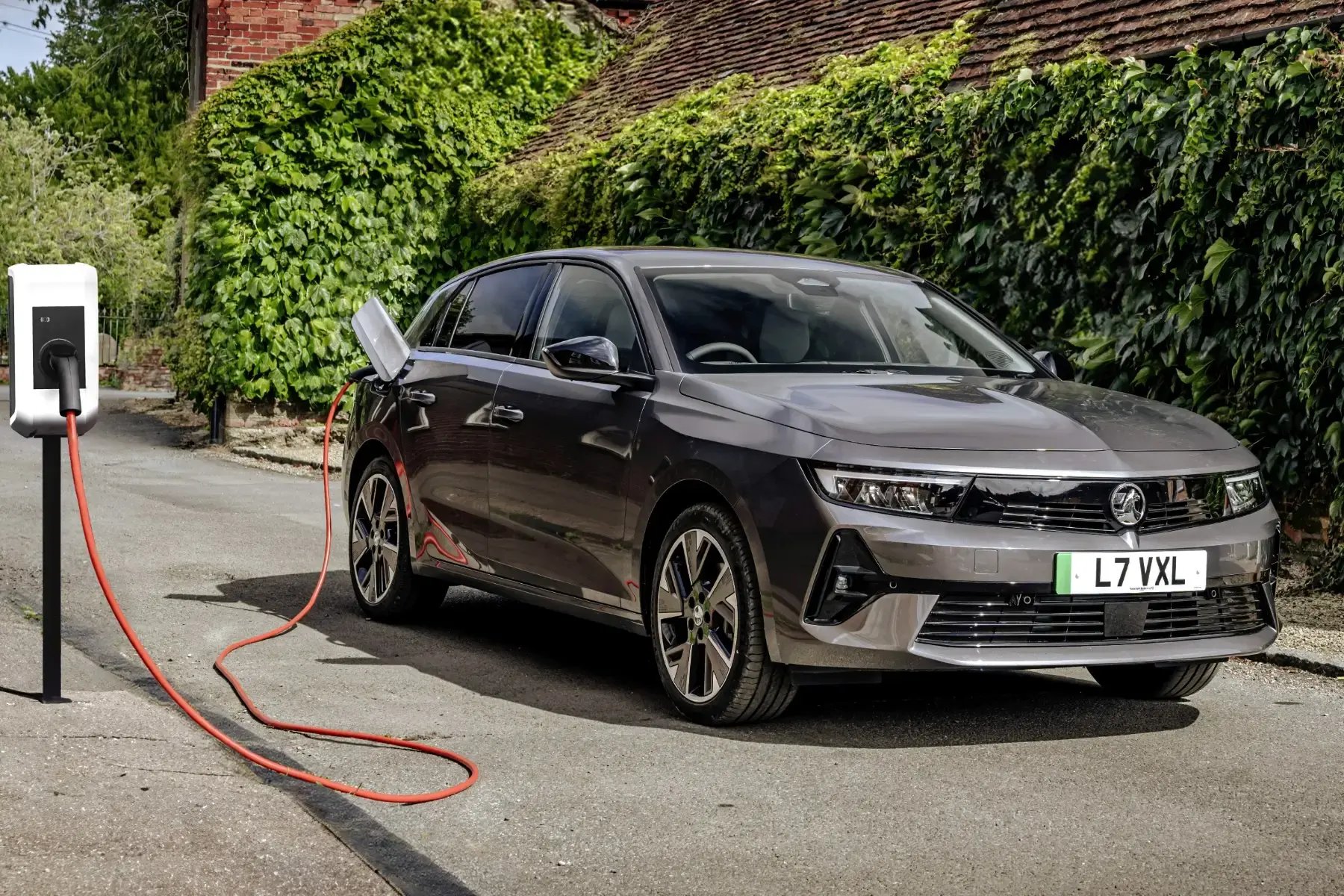 black-Vauxhall-Astra-charging