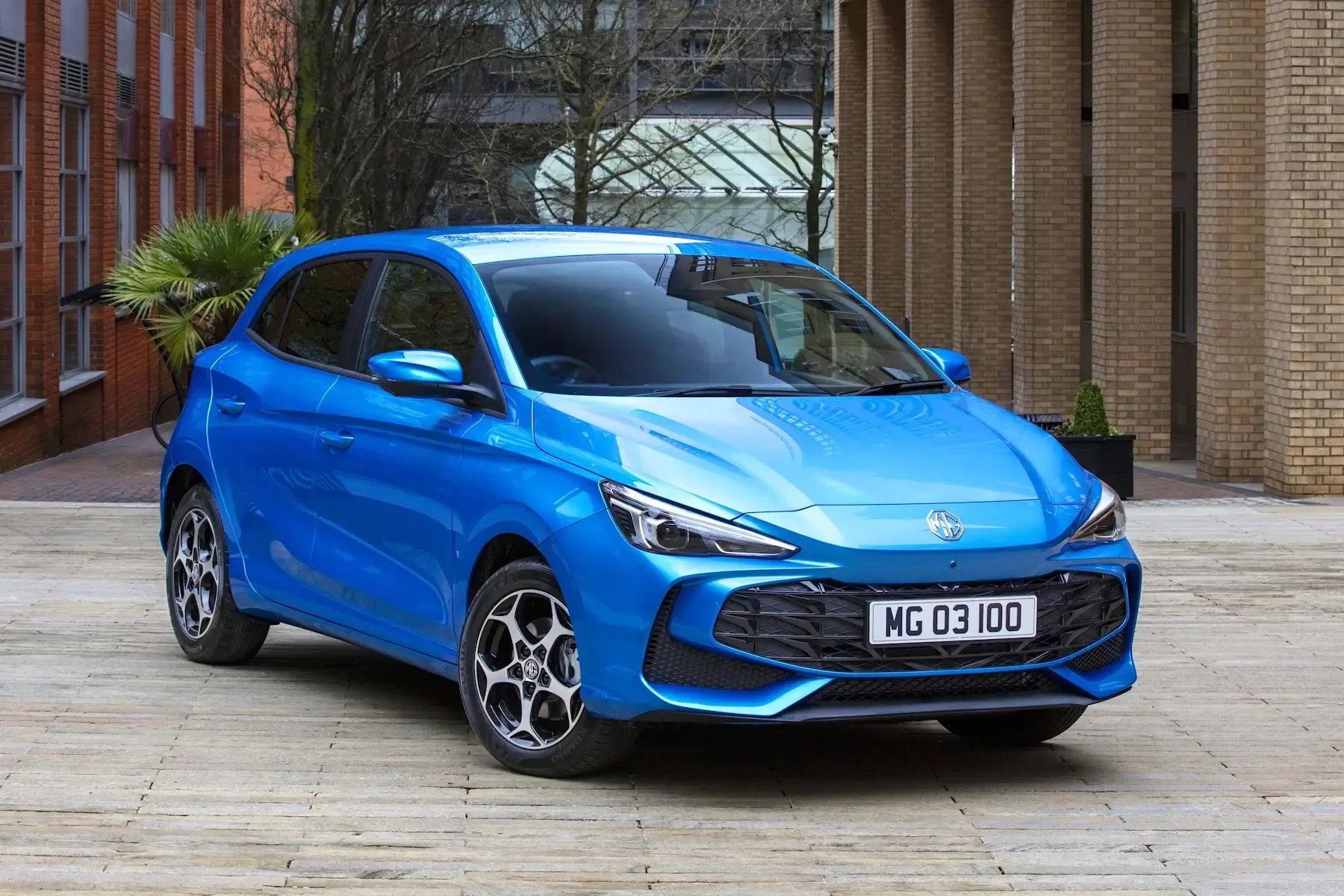 blue-MG-3-parked