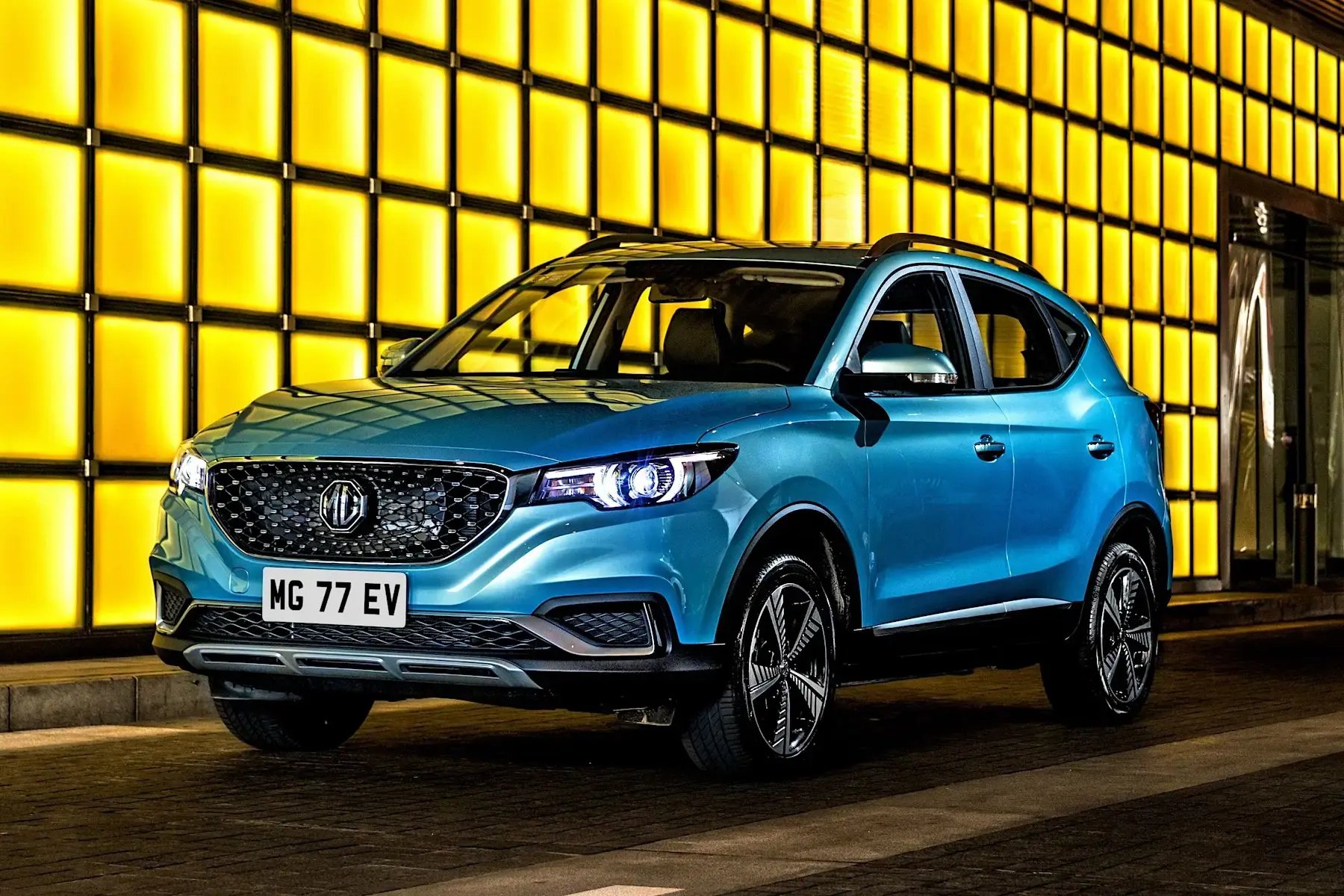 blue-MG-ZS-EV-parked-front
