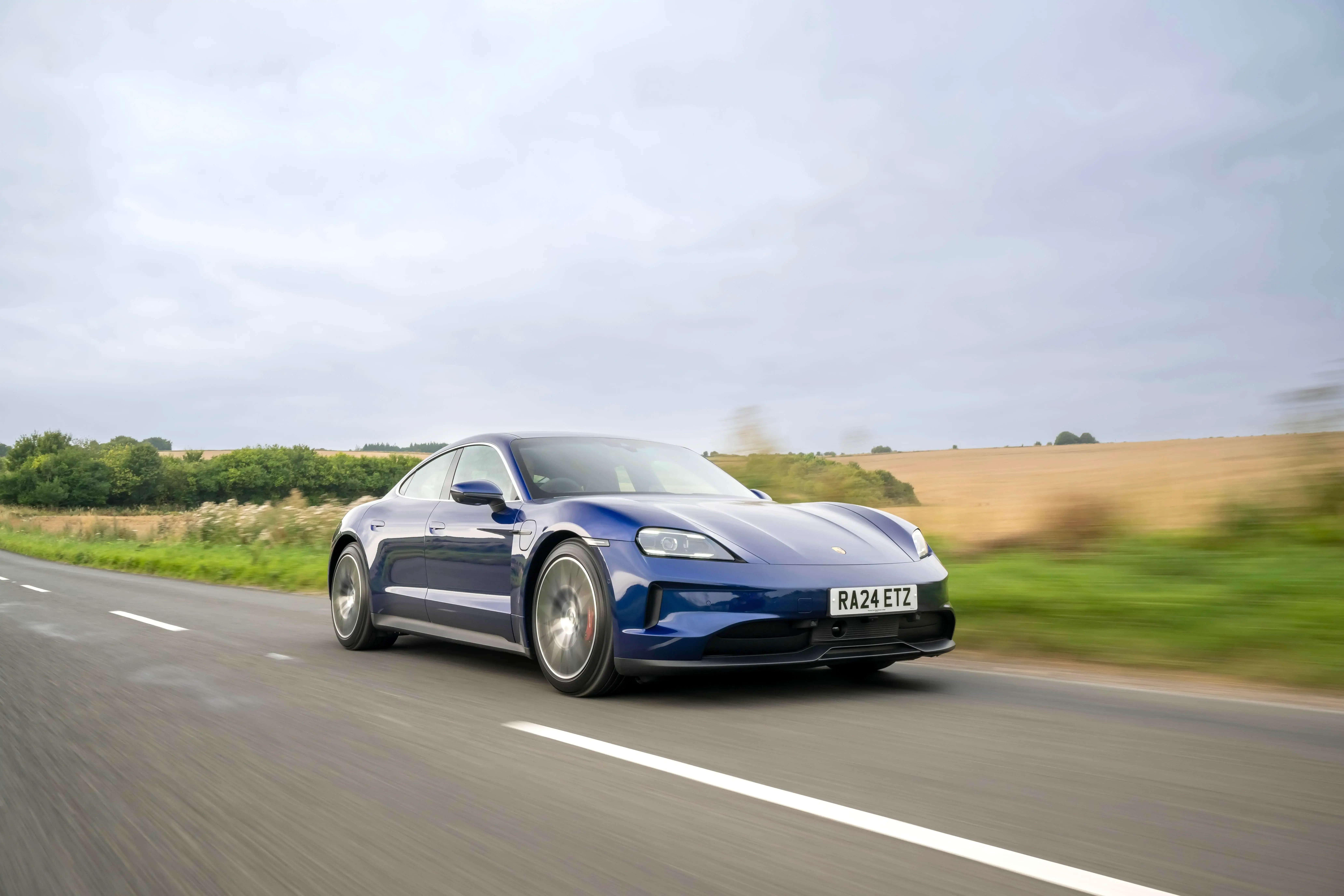 blue-Porsche-Taycan-dynamic