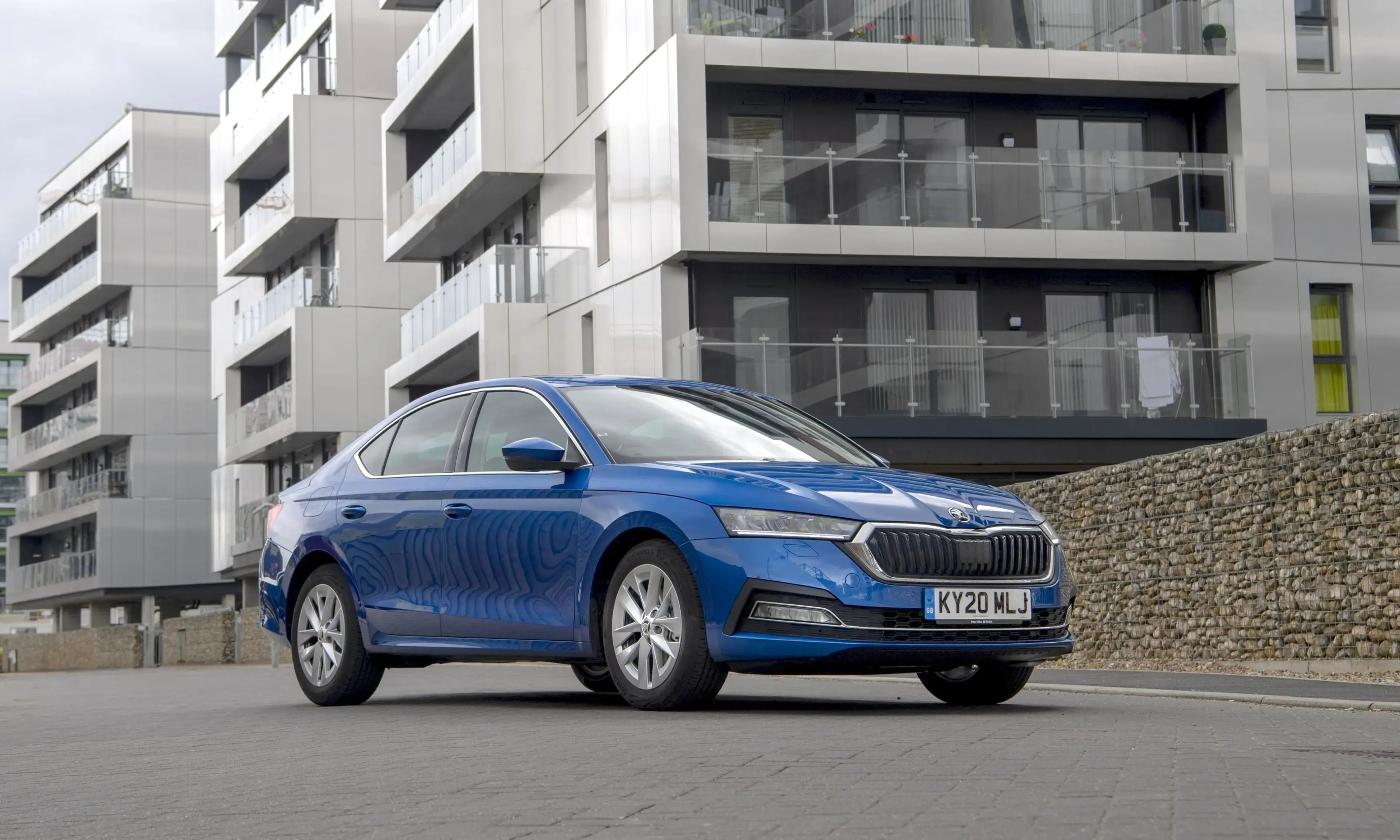 blue-Skoda-Octavia-parked-front