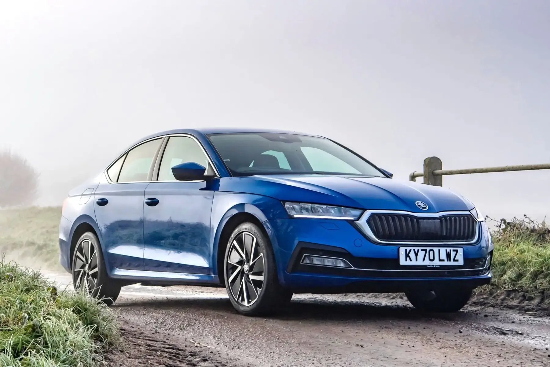 blue-Skoda-Octavia-parked