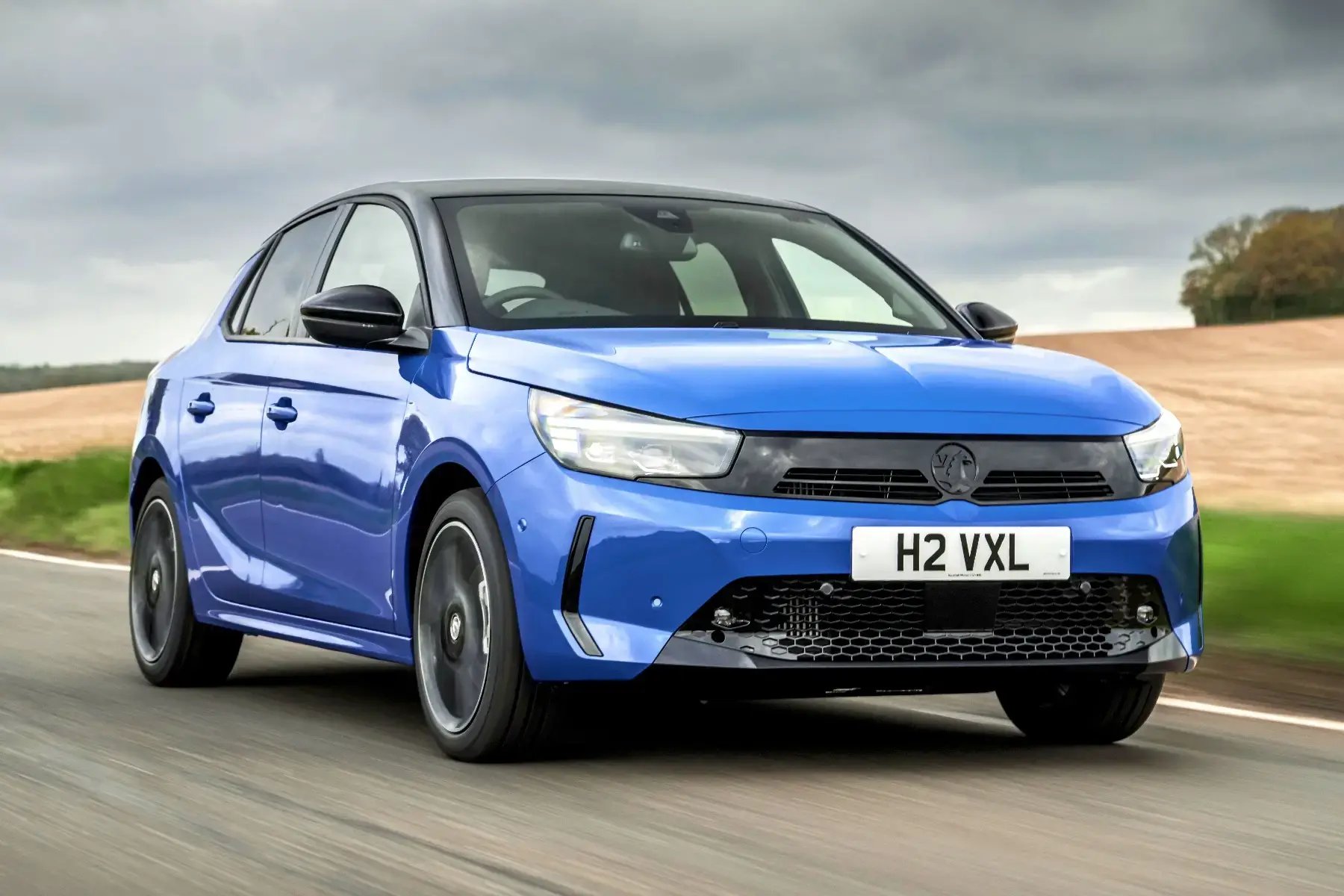 blue-Vauxhall-Corsa-dynamic-front