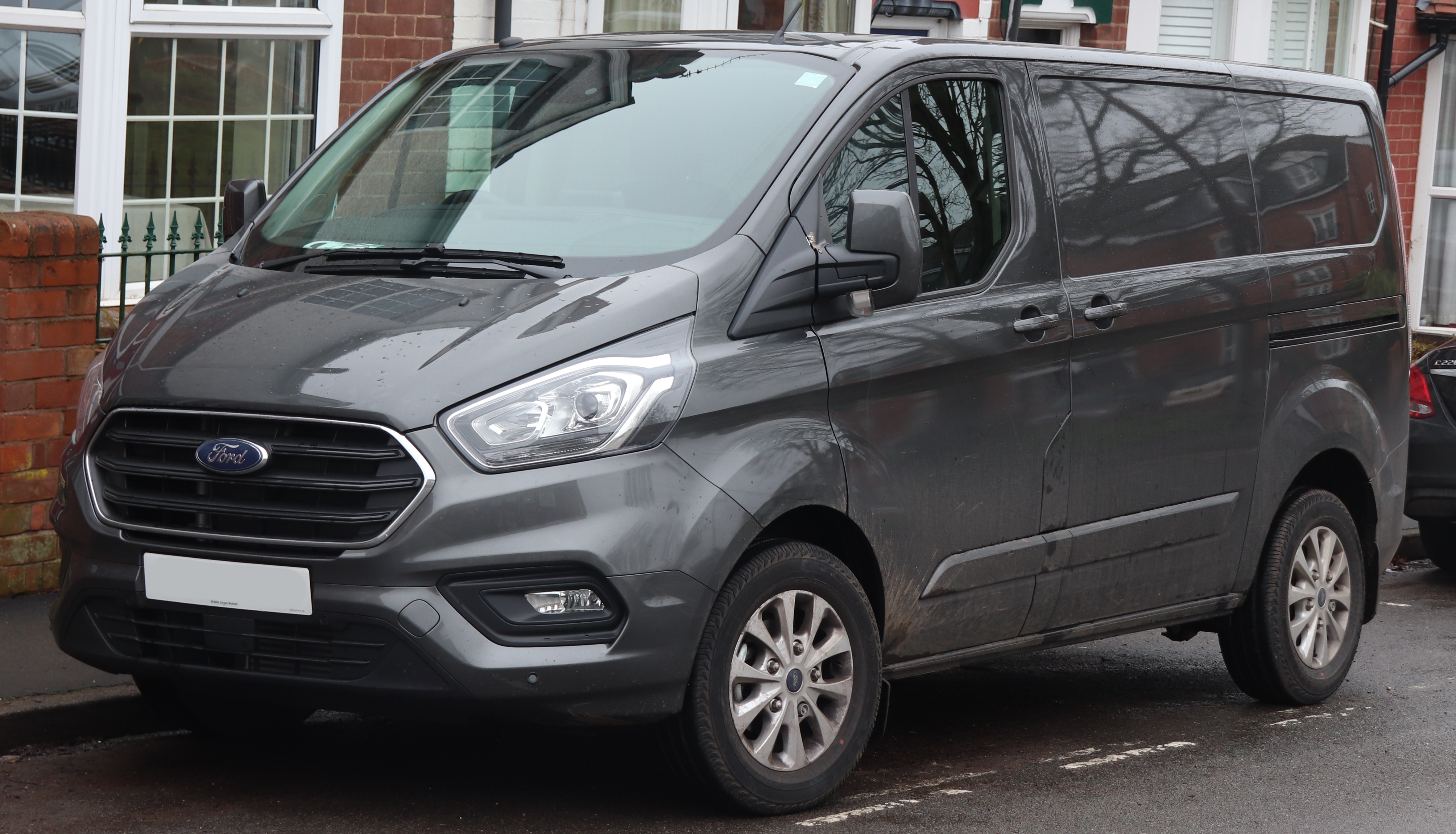 ford-transit-custom