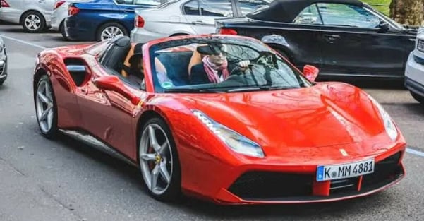 johnny-depp-ferrari-488-spider-1024x535