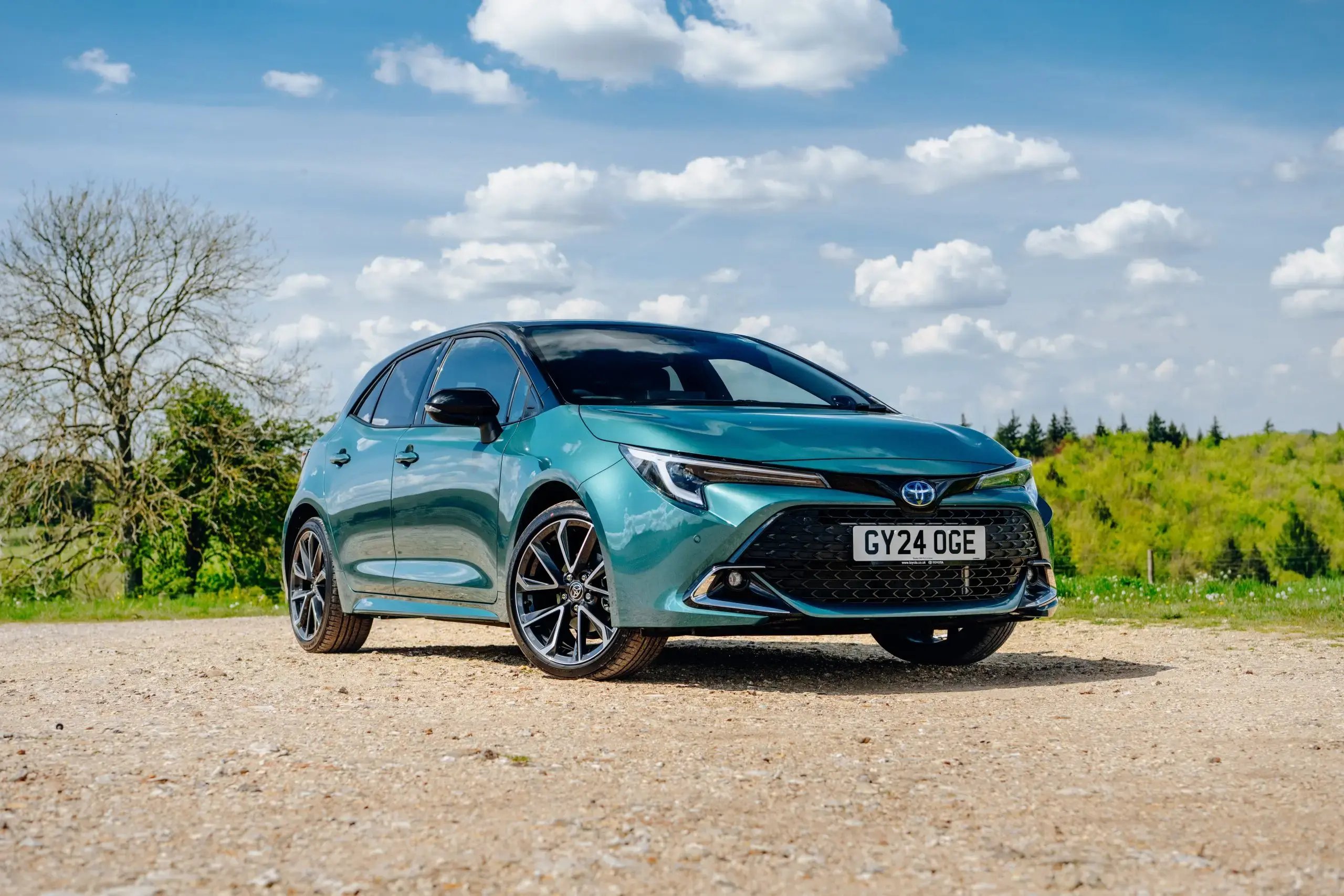 metallic-teal-2024-Toyota-Corolla