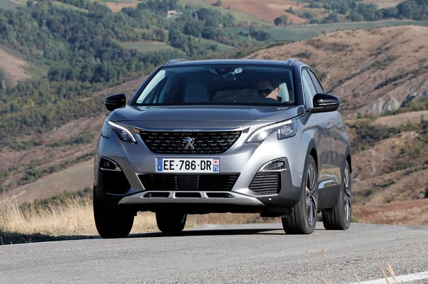 peugeot-3008-1-2-puretech-130-ch-allure-10
