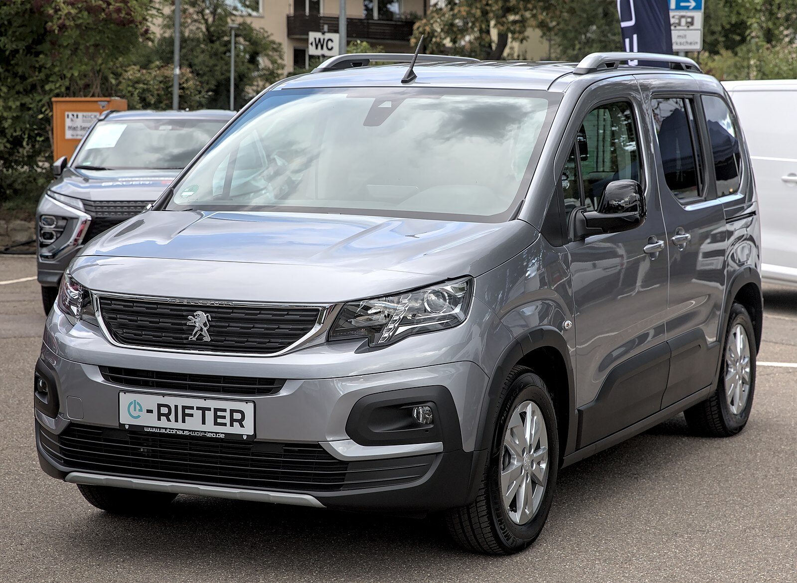 peugeot-rifter