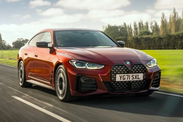 red-BMW-4-Series-dynamic