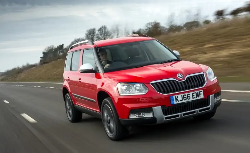 red-Skoda-Yeti-dynamic-front