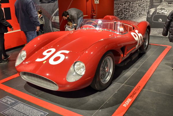 Ferrari 500 TRC