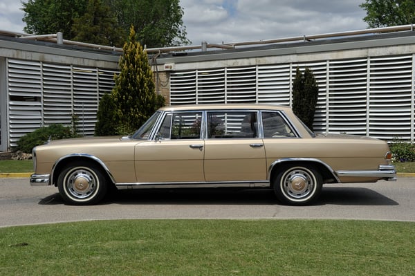 Mercedes-Benz 600 Pullman