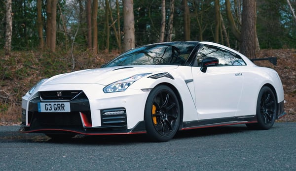 Nissan GT-R