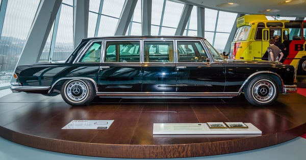 Mercedes-Benz 600