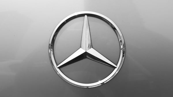 silver car logos and names