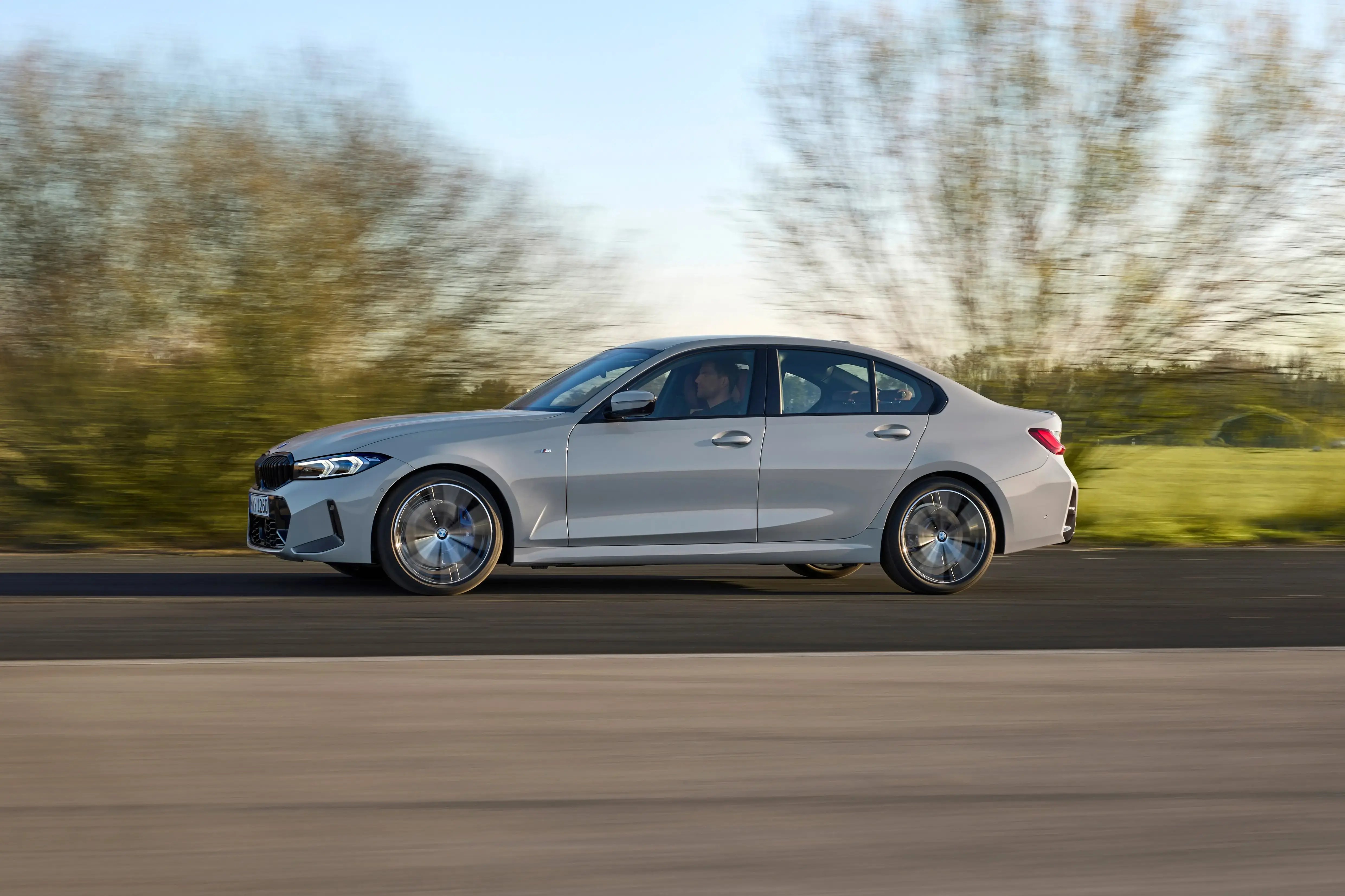 silver-BMW-3-Series-dynamic-side