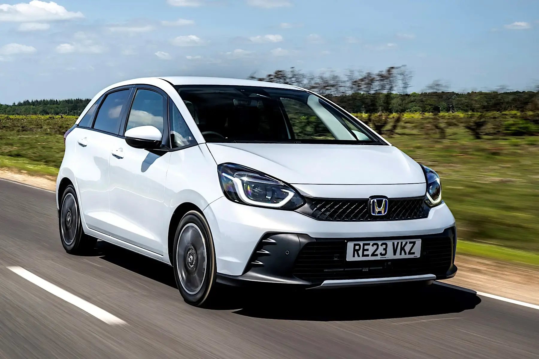 white-Honda-Jazz-dynamic-front