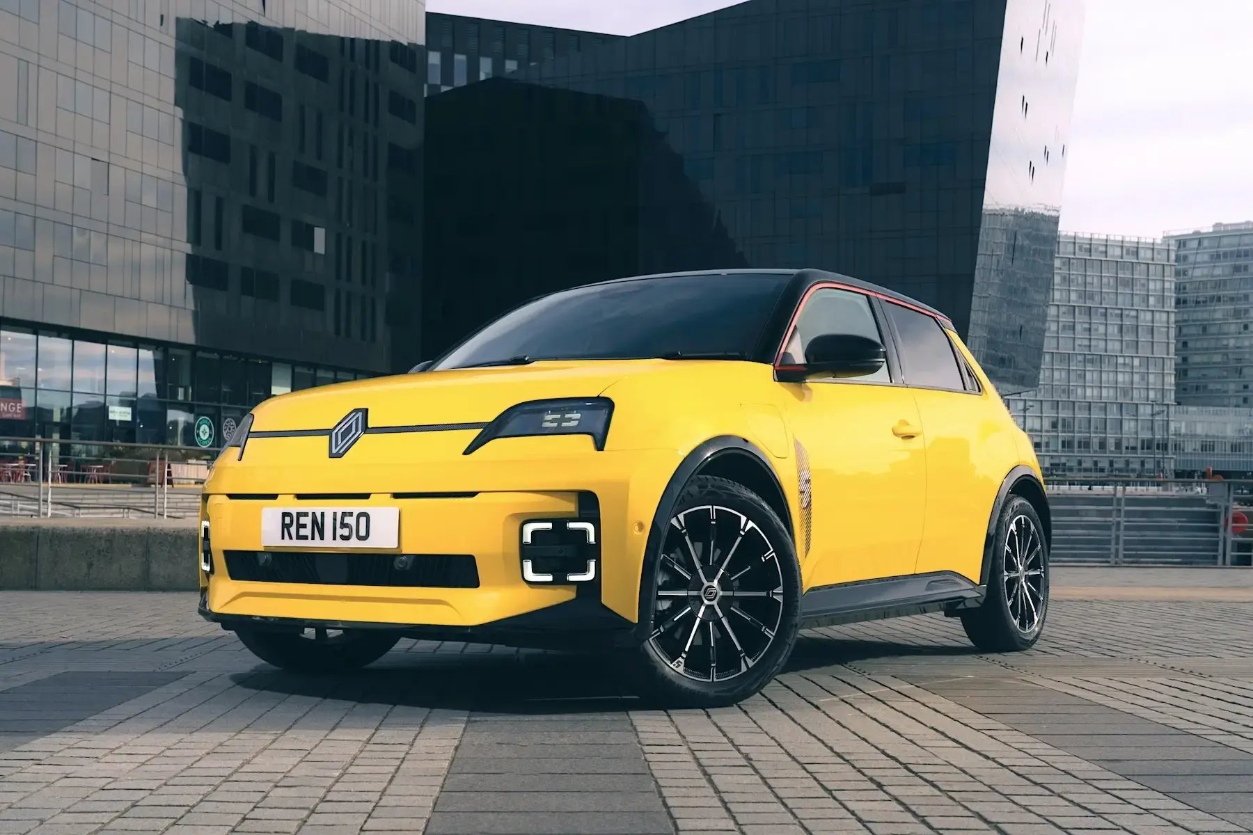 yellow-Renault-5-E-Tech-parked