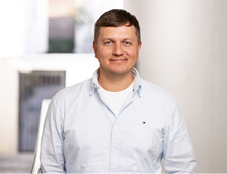 roman carmoola co founder